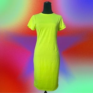 Lime Green Bodycon dress 🎾🧪🔋 brand: Heart & Hips